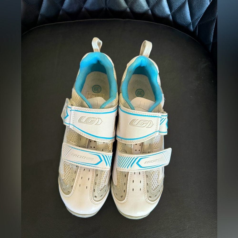 Louis Garneau Women’s Cycling Shoes Size 8